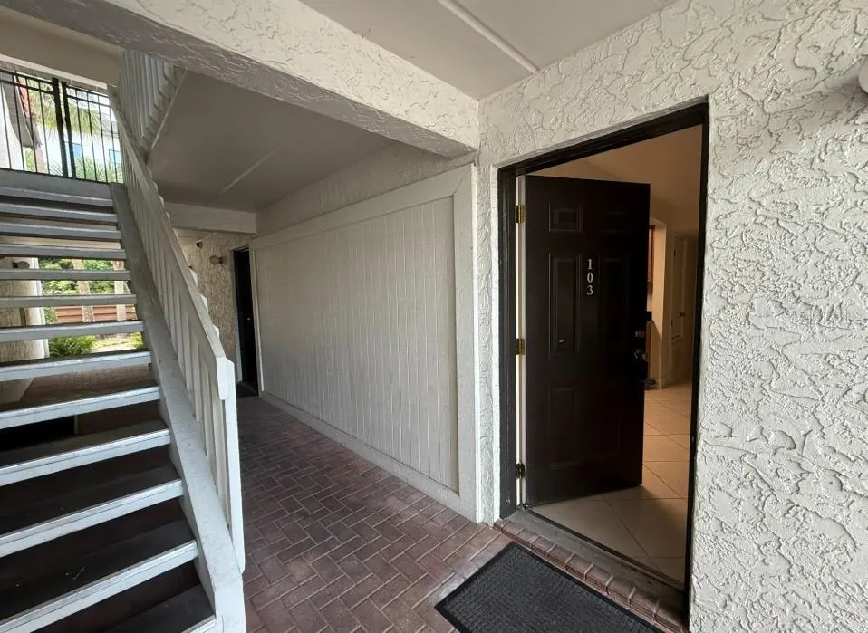 631 N ORANGE AVE #103, #103
