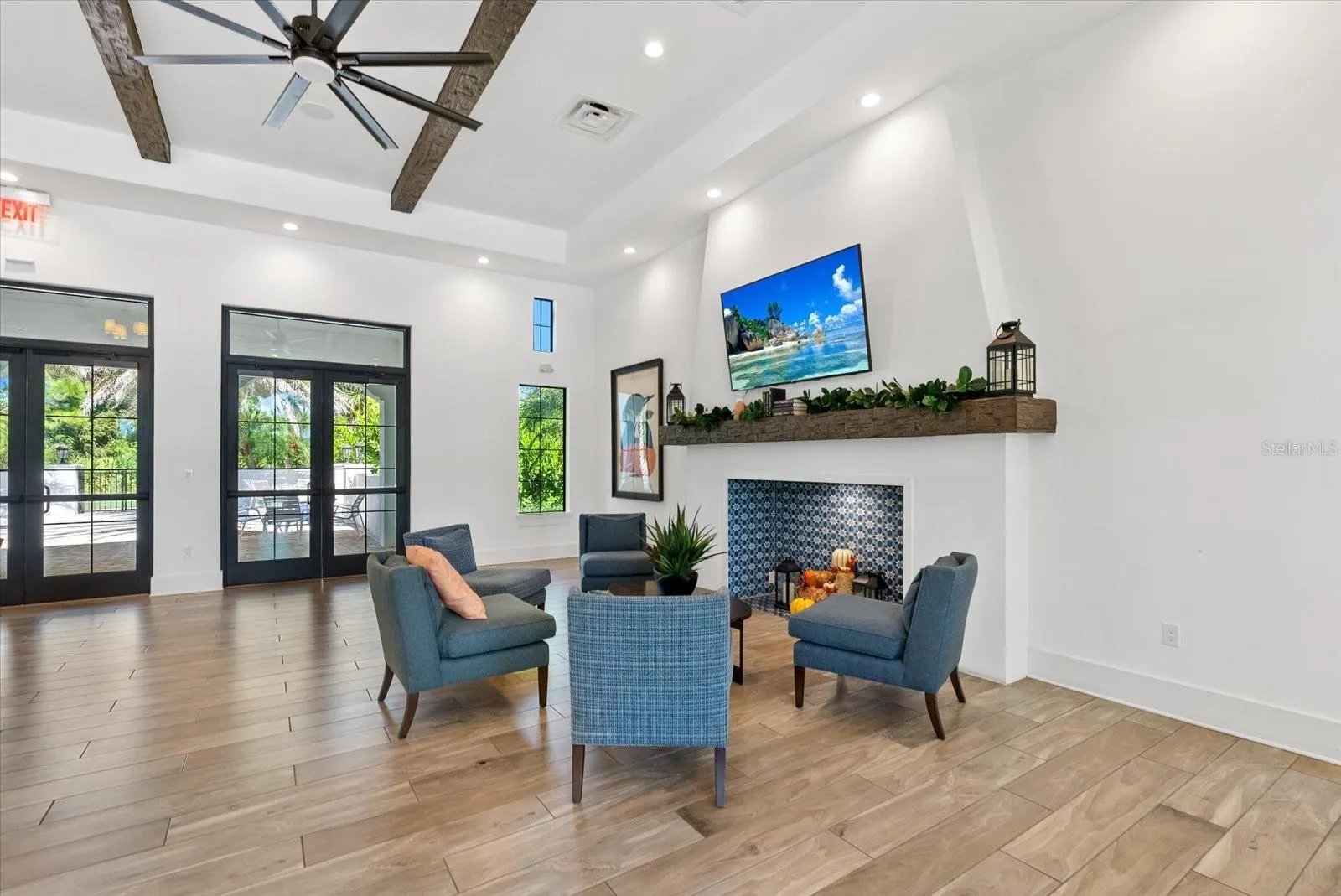 205 SAREZZO CIR