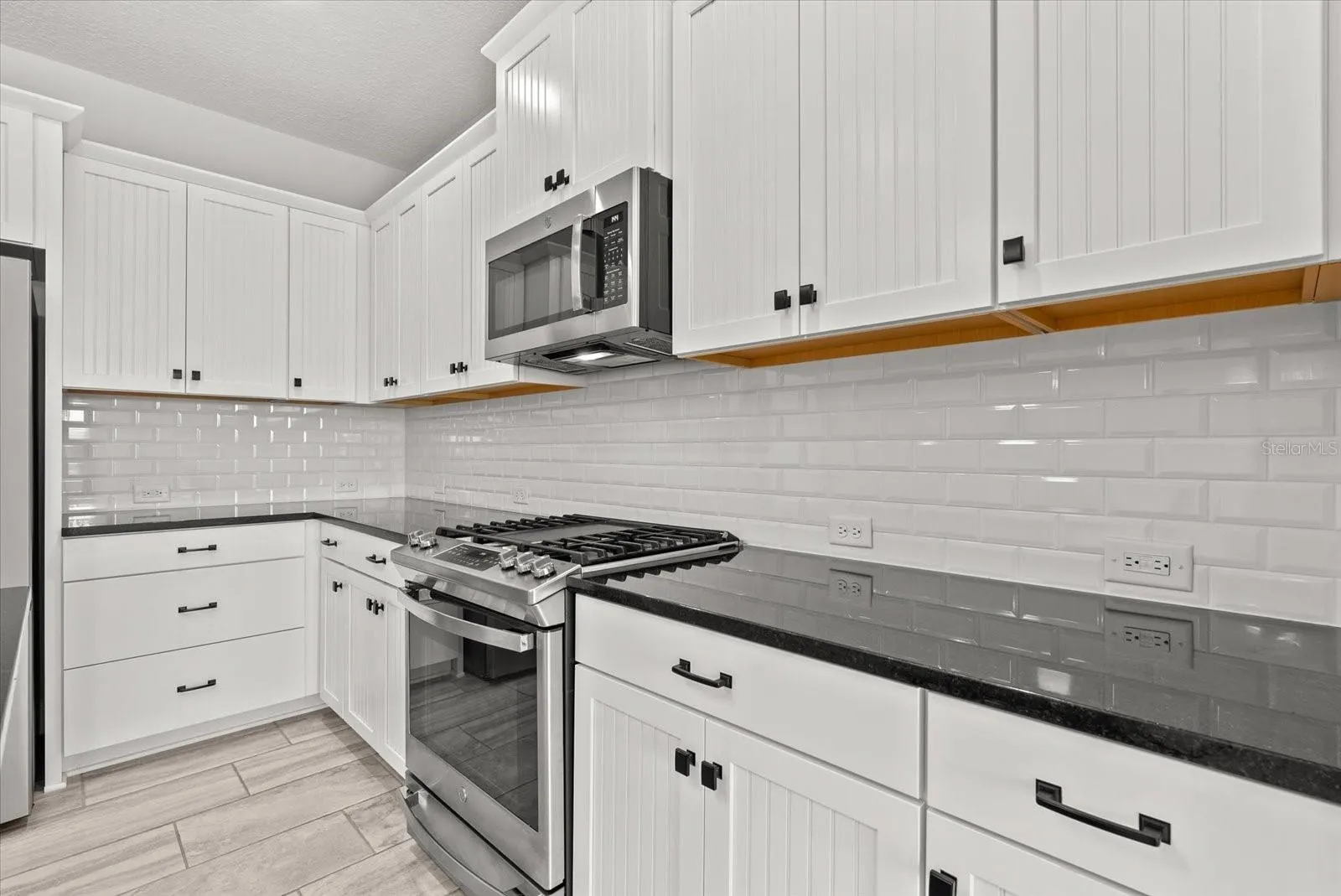 205 SAREZZO CIR