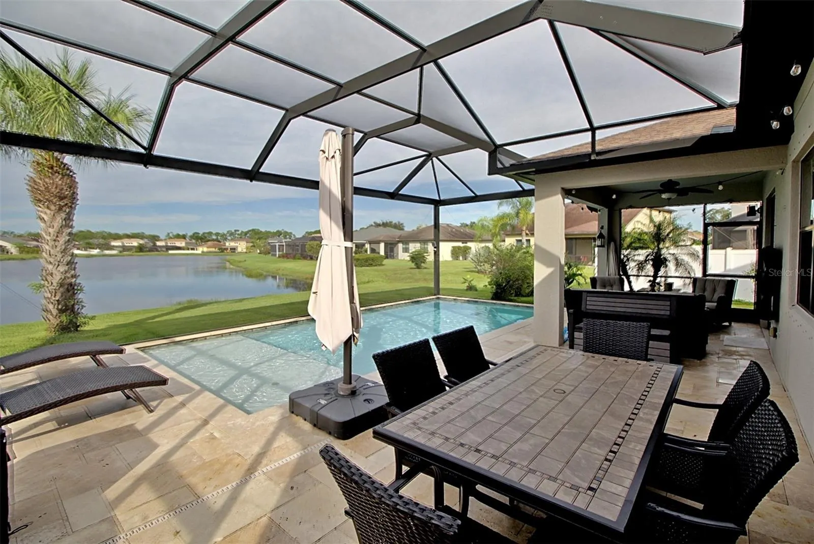 1907 BOTTLEBRUSH WAY