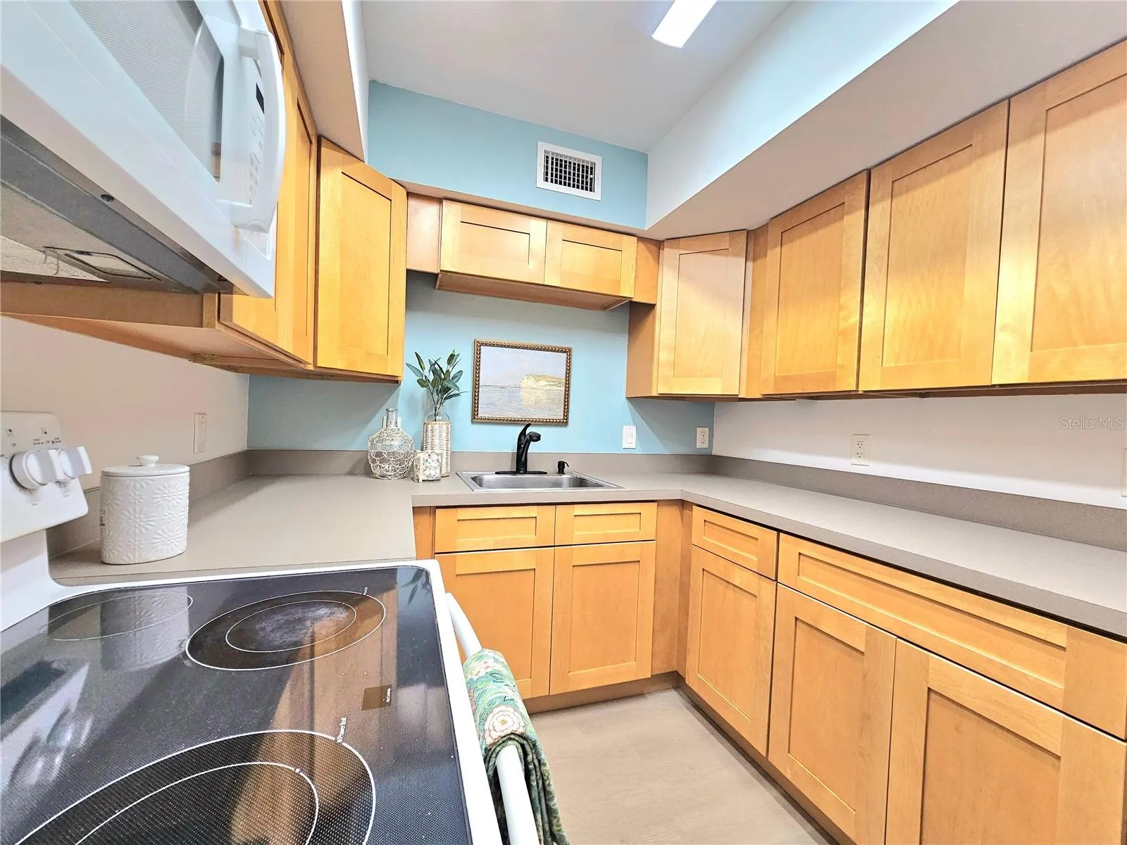 21267 GERTRUDE AVE #114, #114