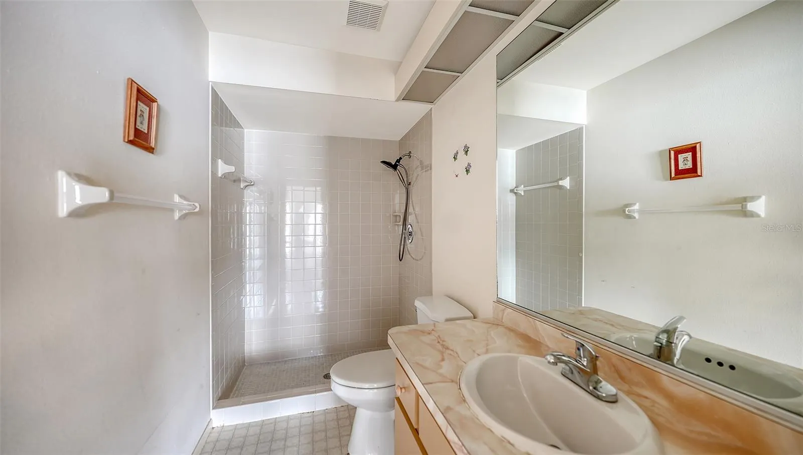 4152 CENTER POINTE CIR #58A, #58A