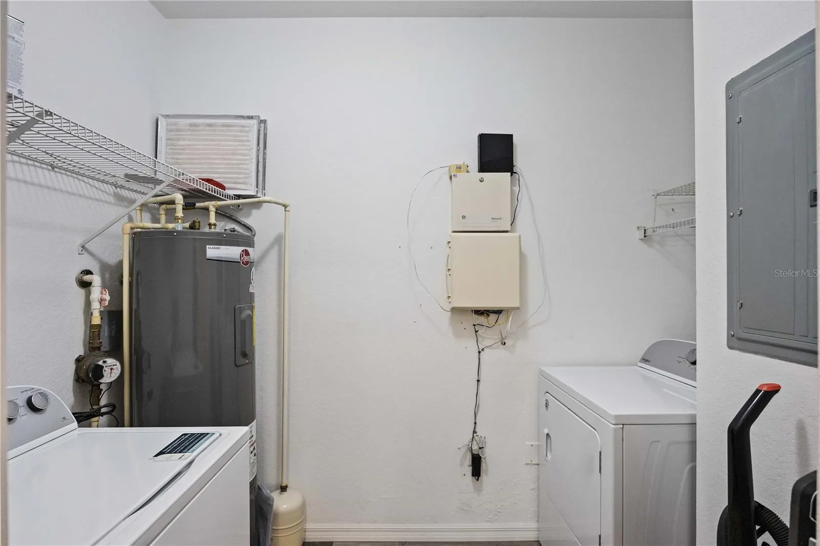 8341 38TH STREET CIR E #203, #203