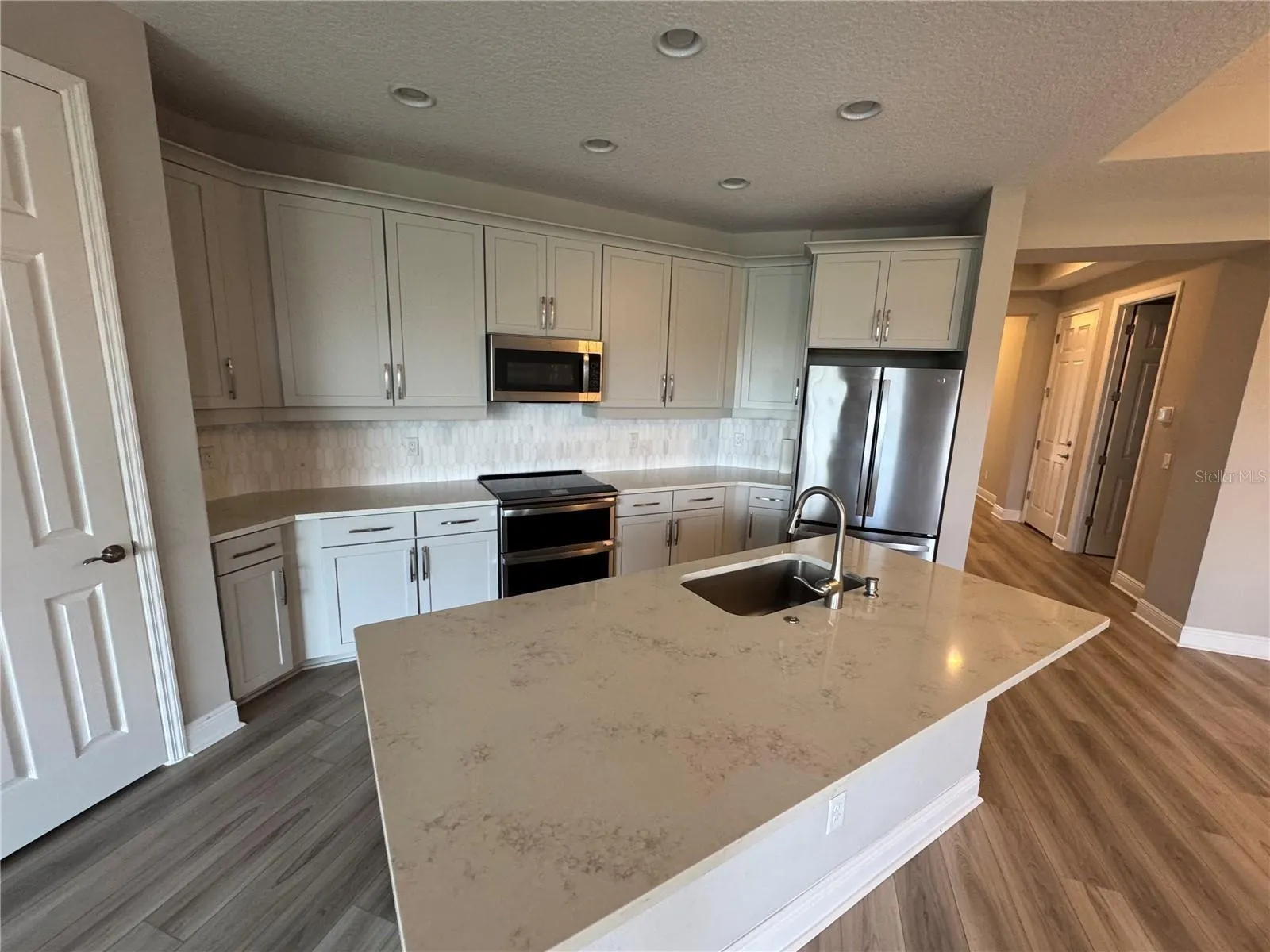 921 FERNLEAF RUN