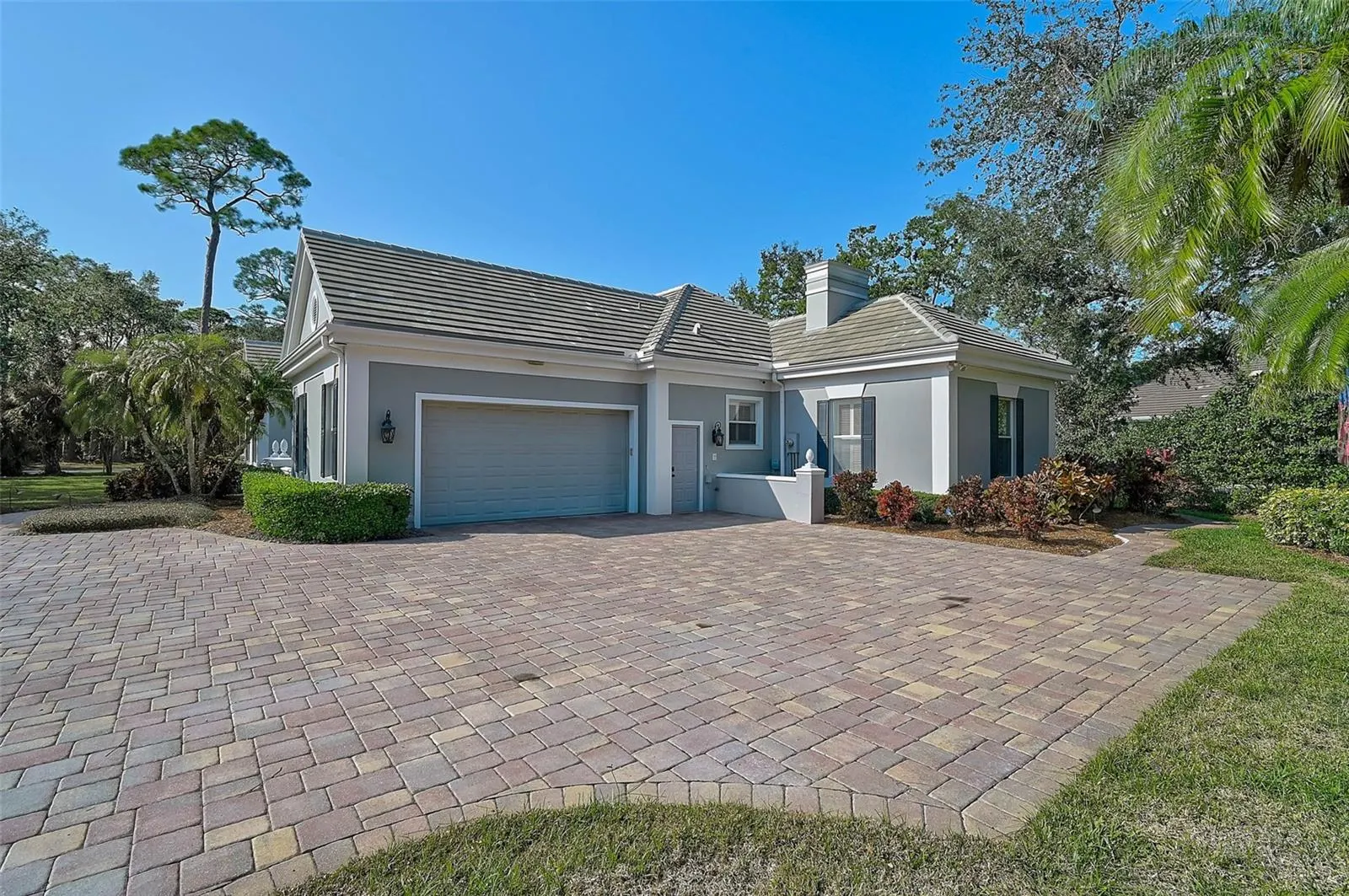 85 SUGAR MILL DR