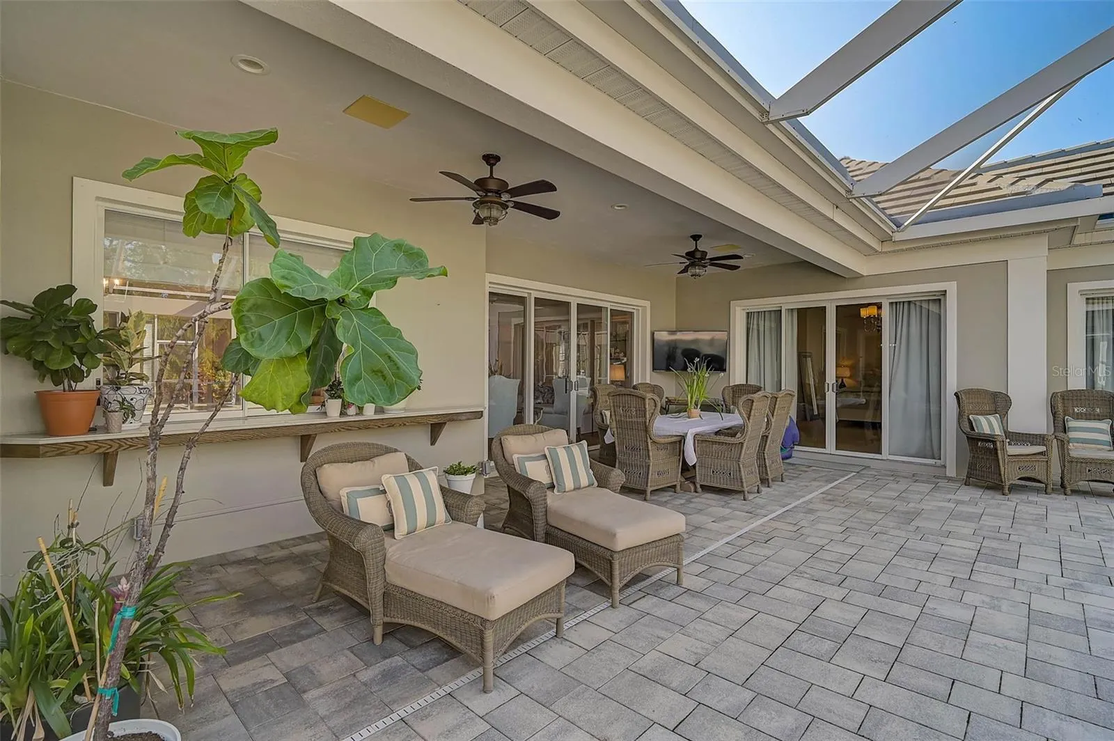 85 SUGAR MILL DR