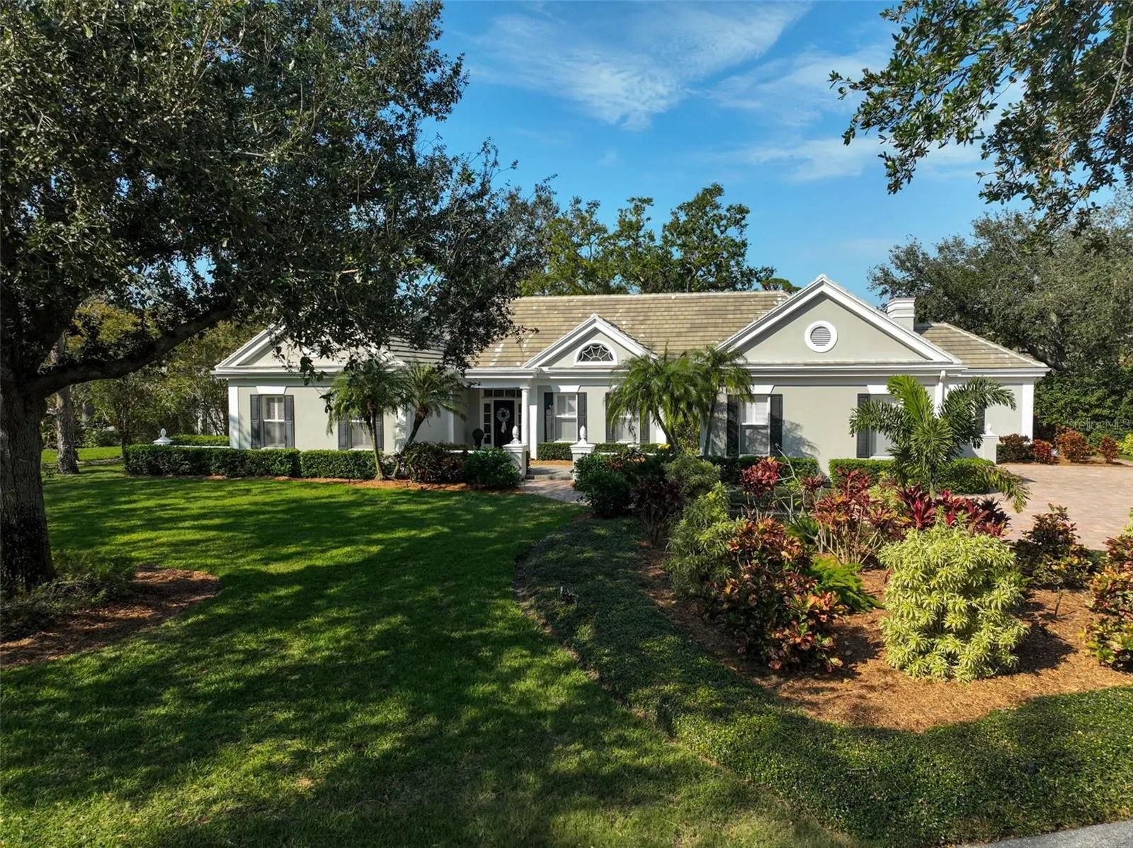 85 SUGAR MILL DR