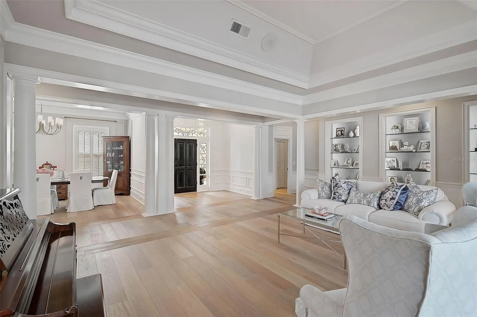 85 SUGAR MILL DR