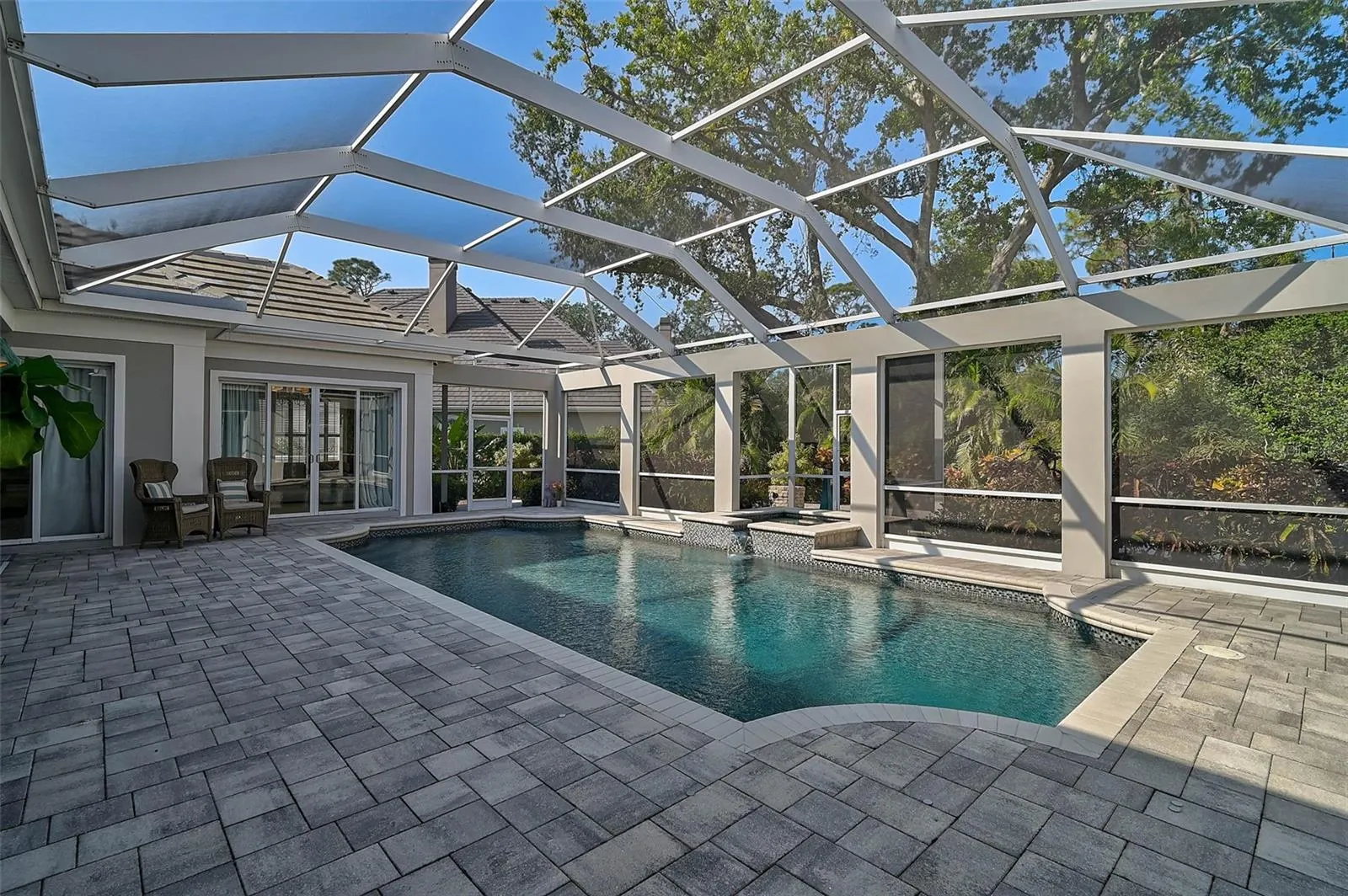 85 SUGAR MILL DR