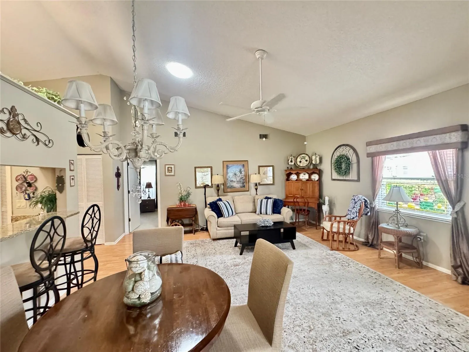 5517 GARDEN LAKES OAK