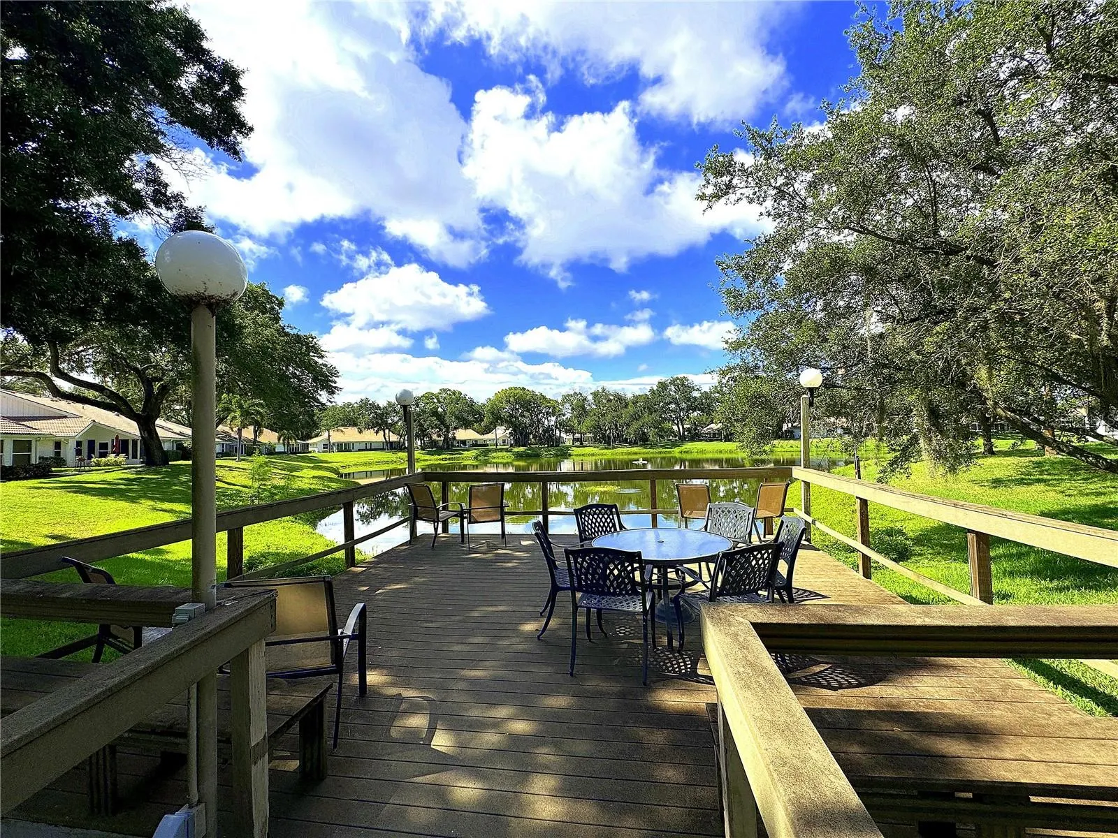 5517 GARDEN LAKES OAK