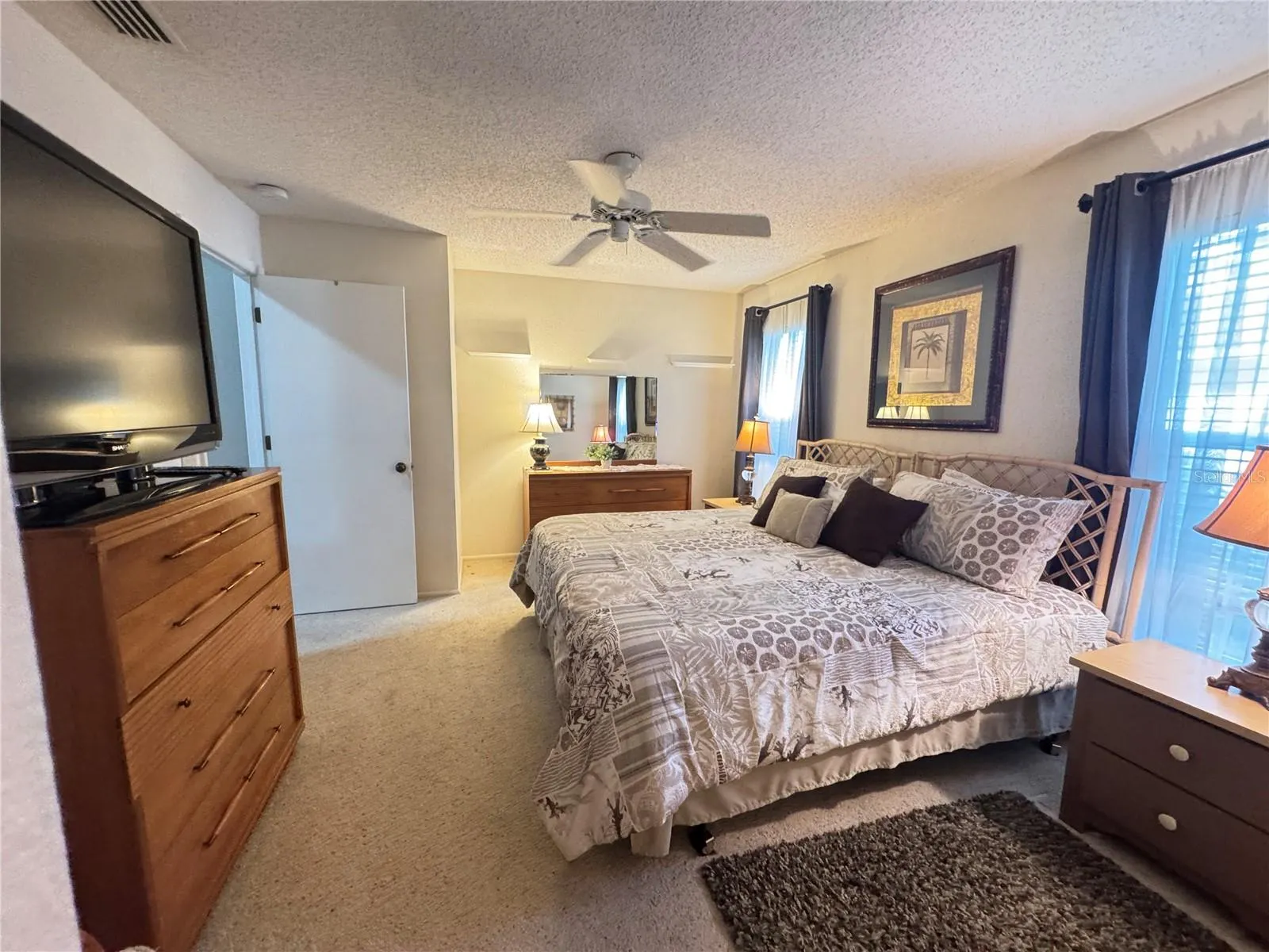 5517 GARDEN LAKES OAK