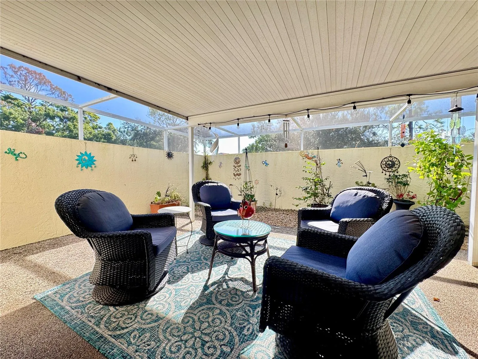 5517 GARDEN LAKES OAK