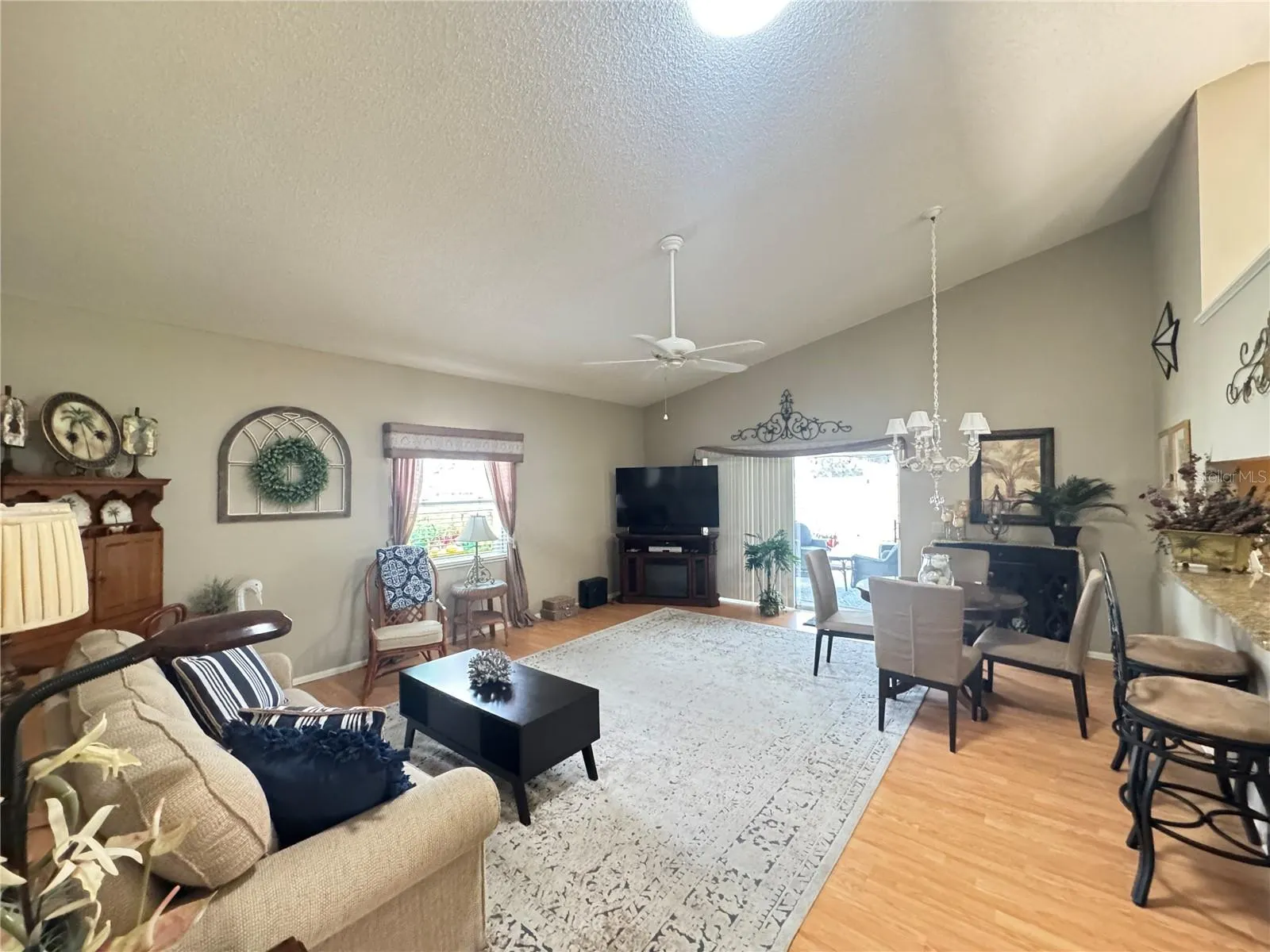 5517 GARDEN LAKES OAK