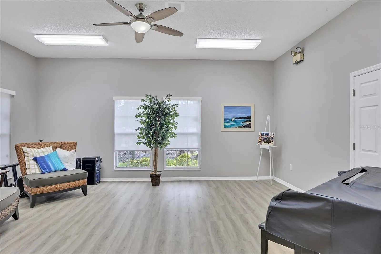 5517 GARDEN LAKES OAK