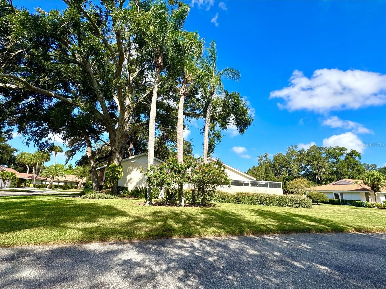 5517 GARDEN LAKES OAK