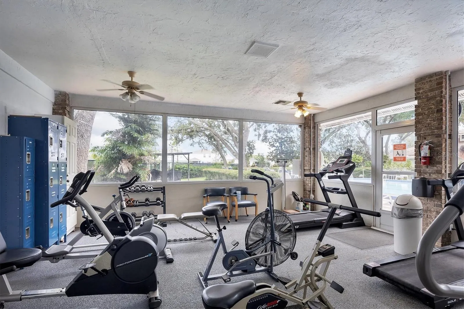 5517 GARDEN LAKES OAK