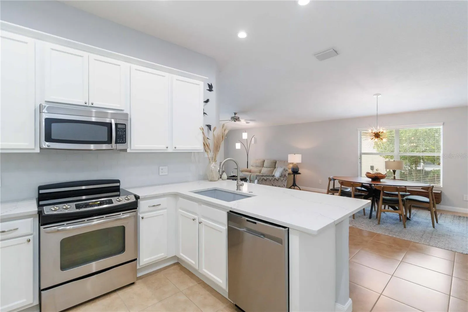 6063 BENEVENTO DR