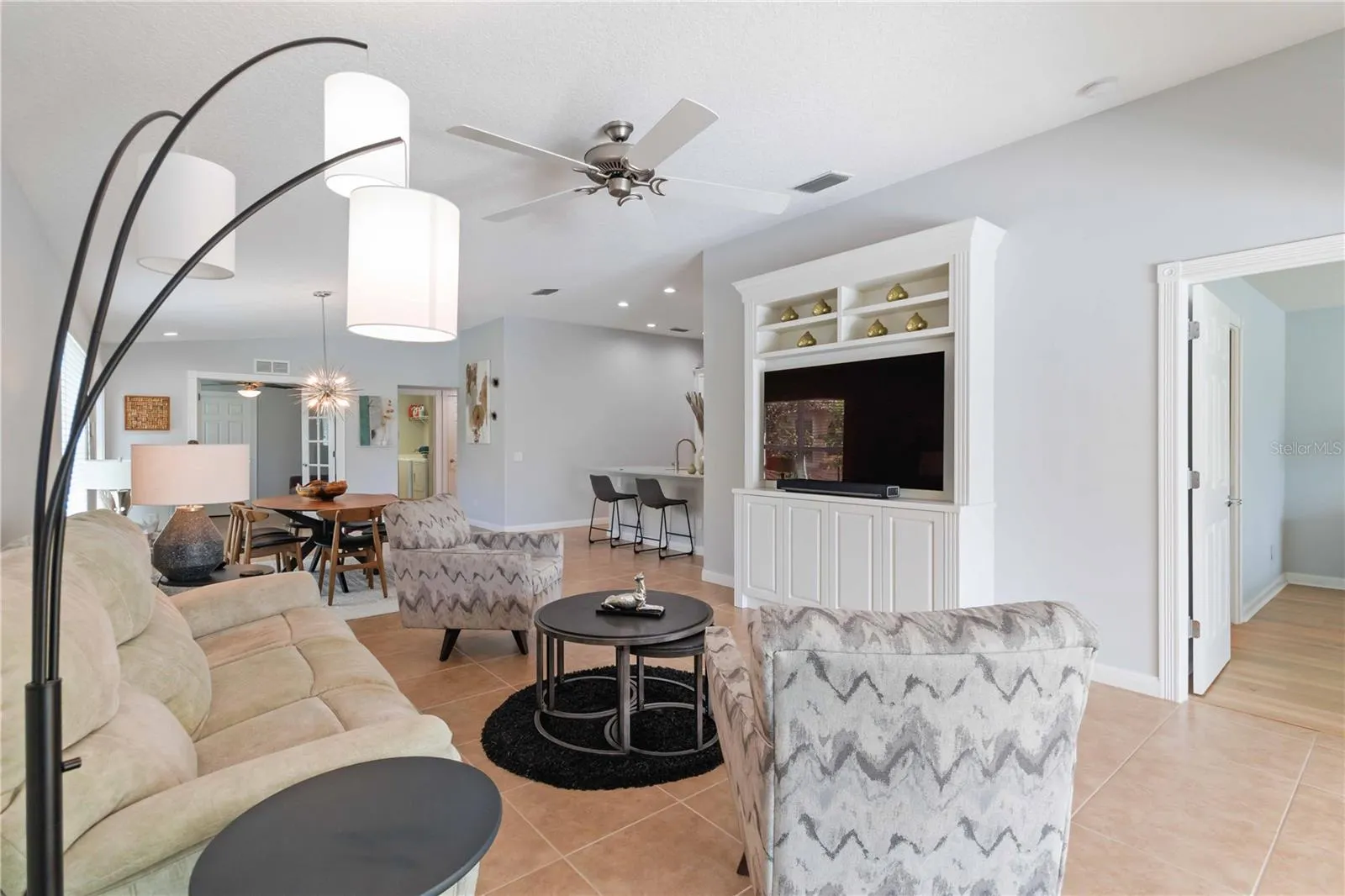 6063 BENEVENTO DR