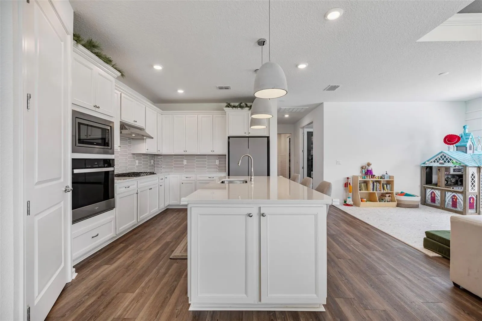 11237 ROLLING FORK TRL