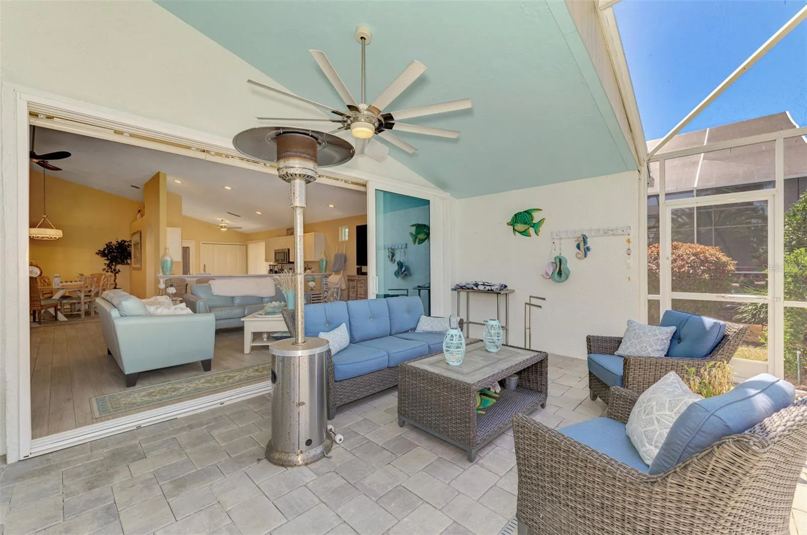 320 BERMUDA CT