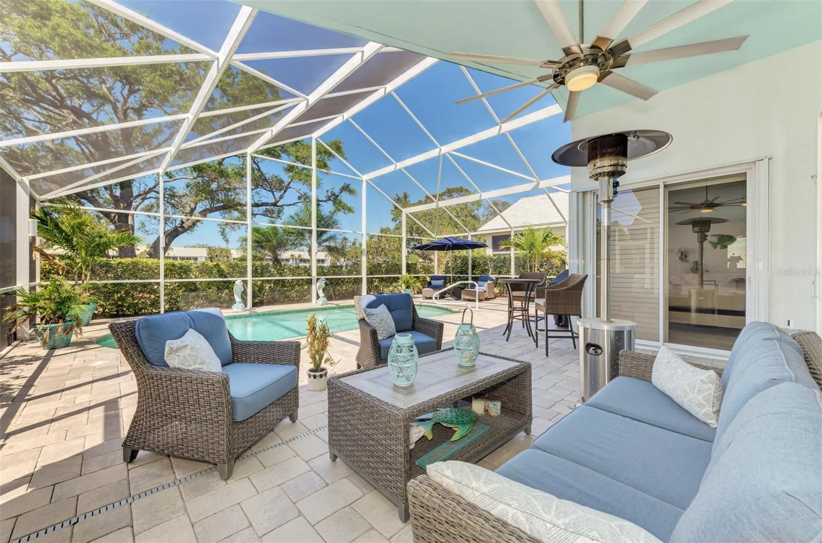 320 BERMUDA CT