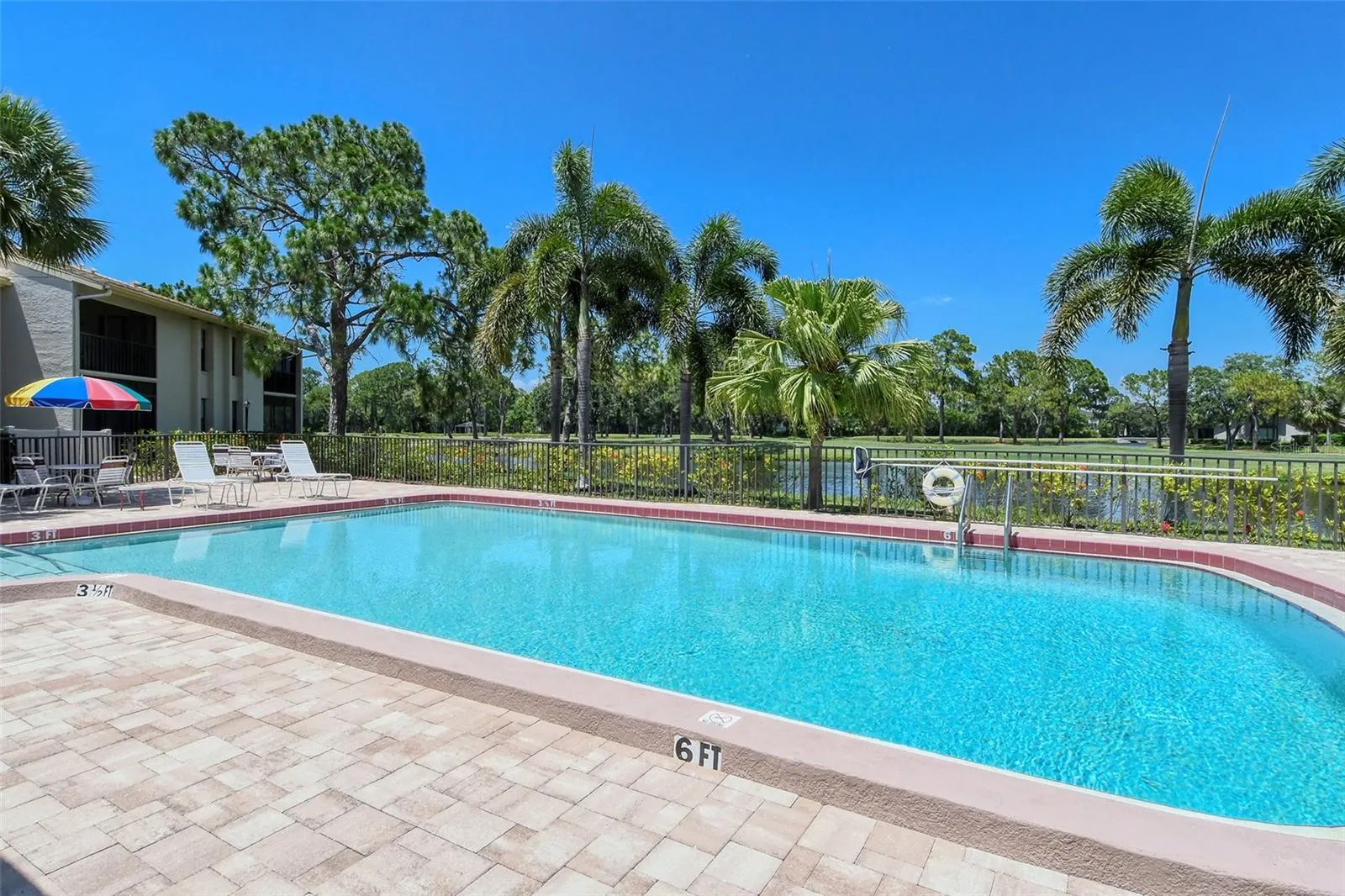 4416 WEYBRIDGE #90, #90
