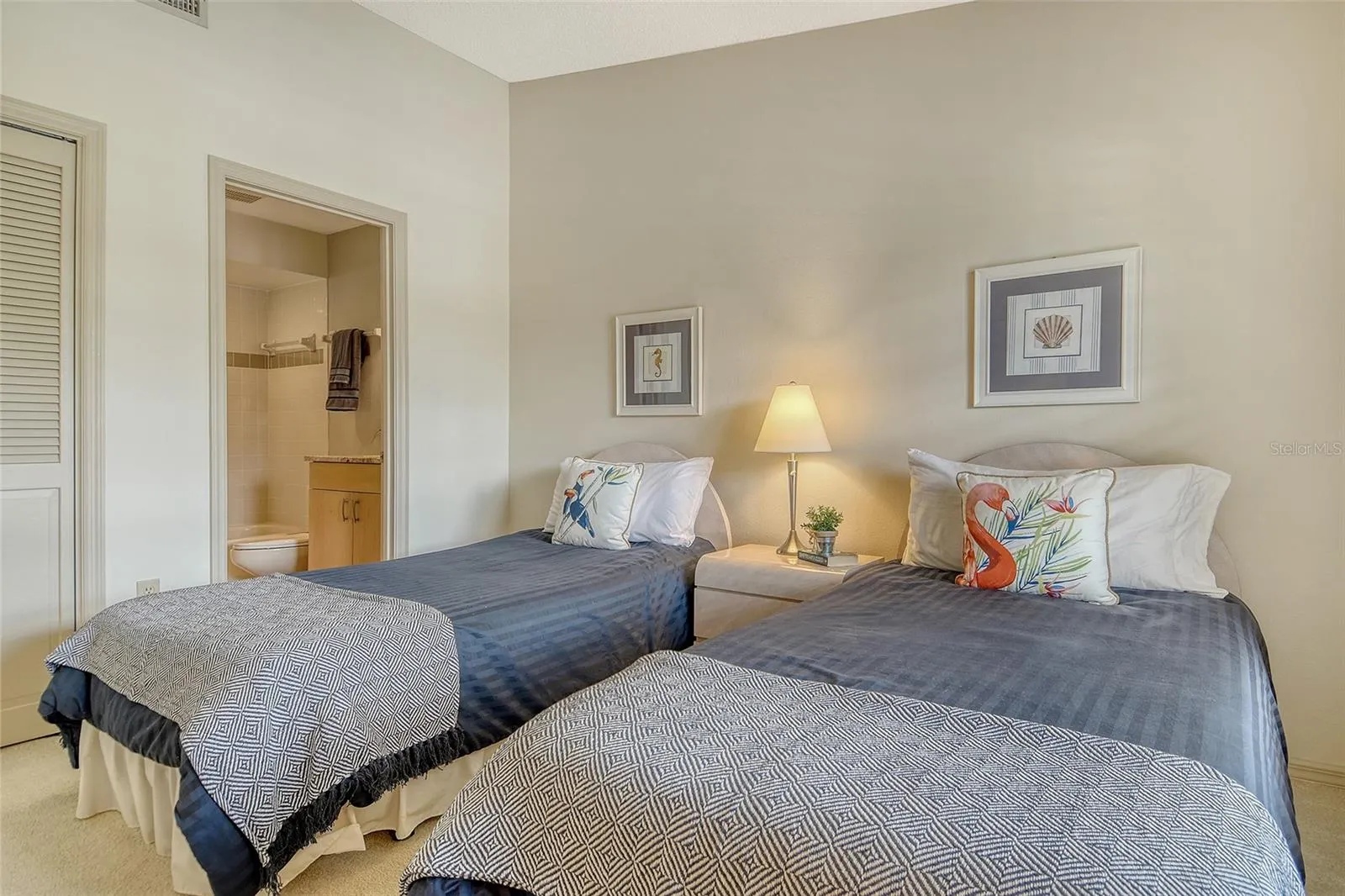 4416 WEYBRIDGE #90, #90