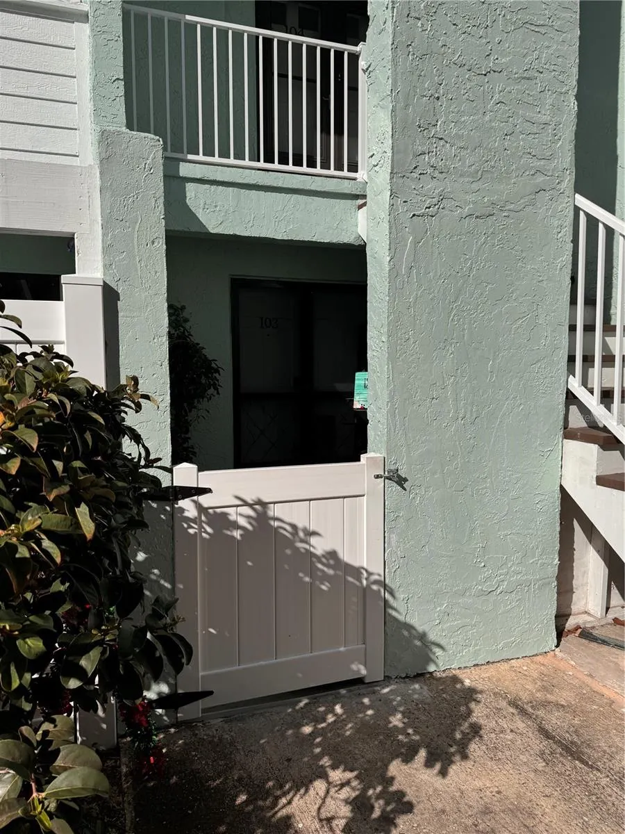 1 WINDRUSH BLVD #103, #103