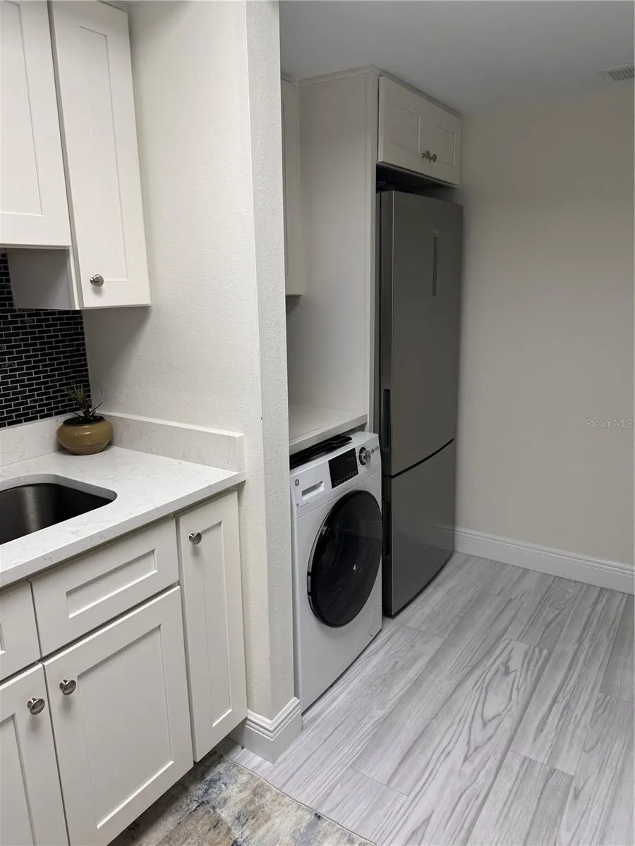 1 WINDRUSH BLVD #103, #103
