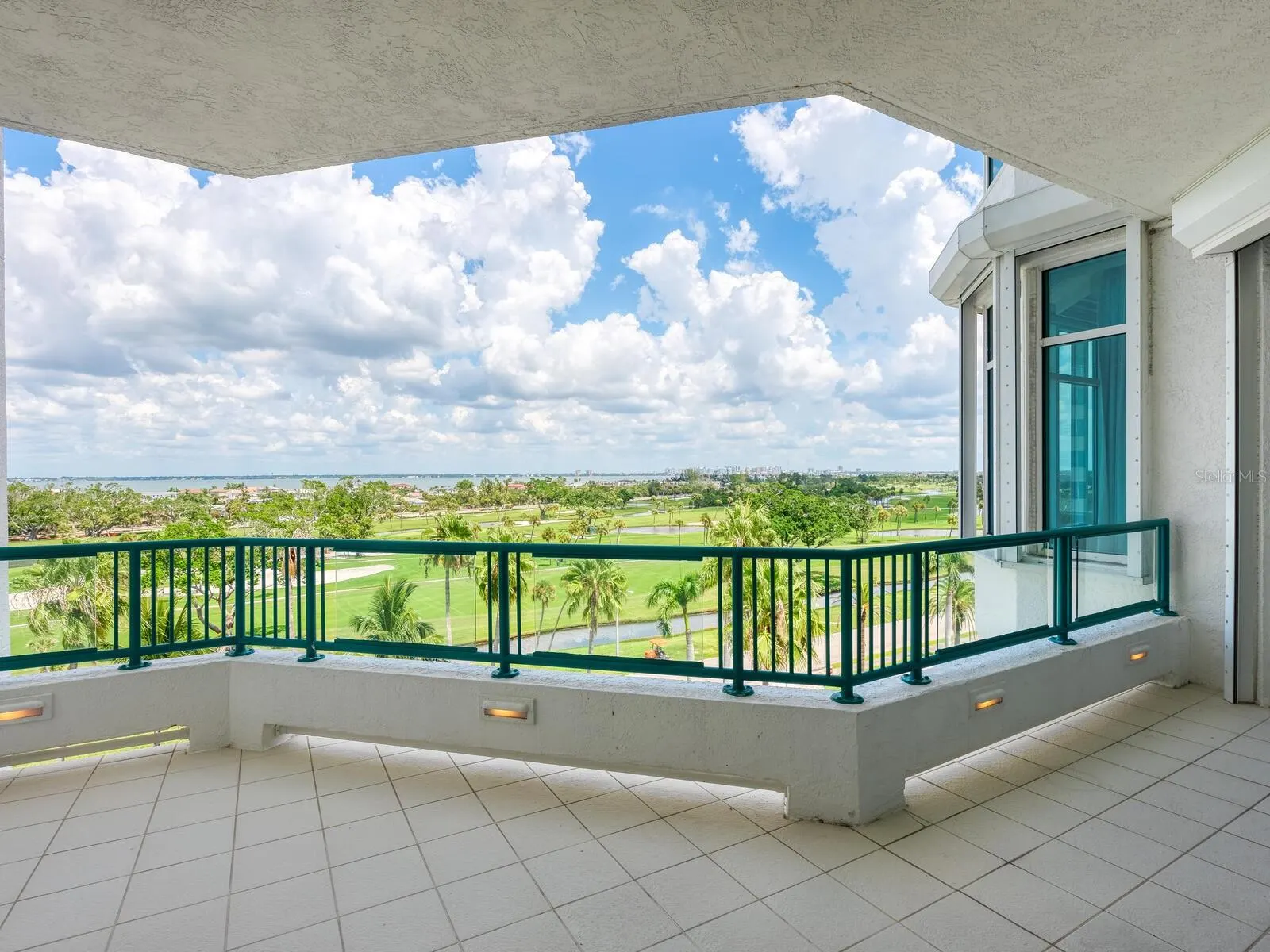 655 LONGBOAT CLUB RD #16B, #16B