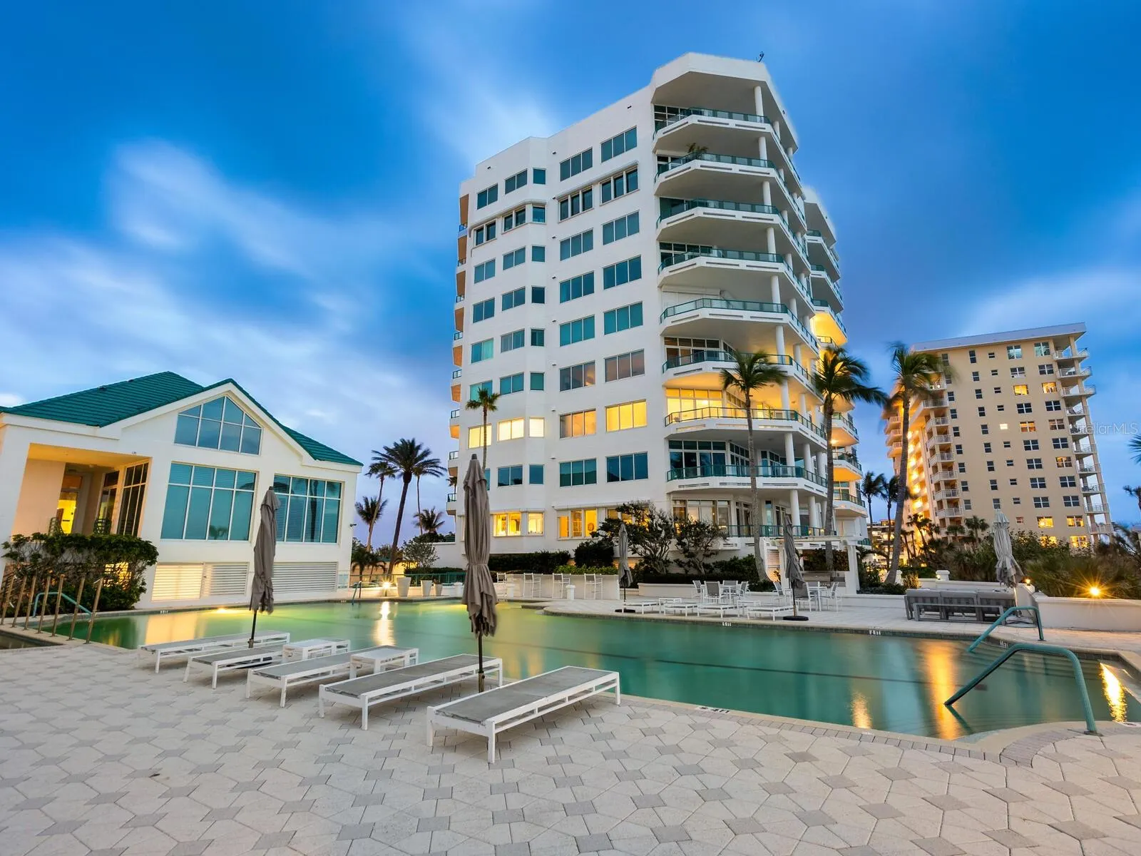 655 LONGBOAT CLUB RD #16B, #16B