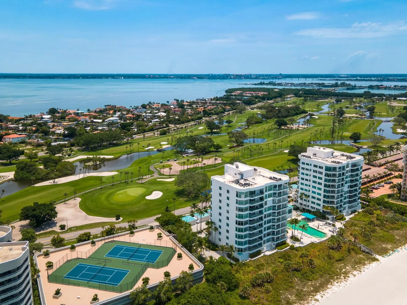 655 LONGBOAT CLUB RD #16B, #16B