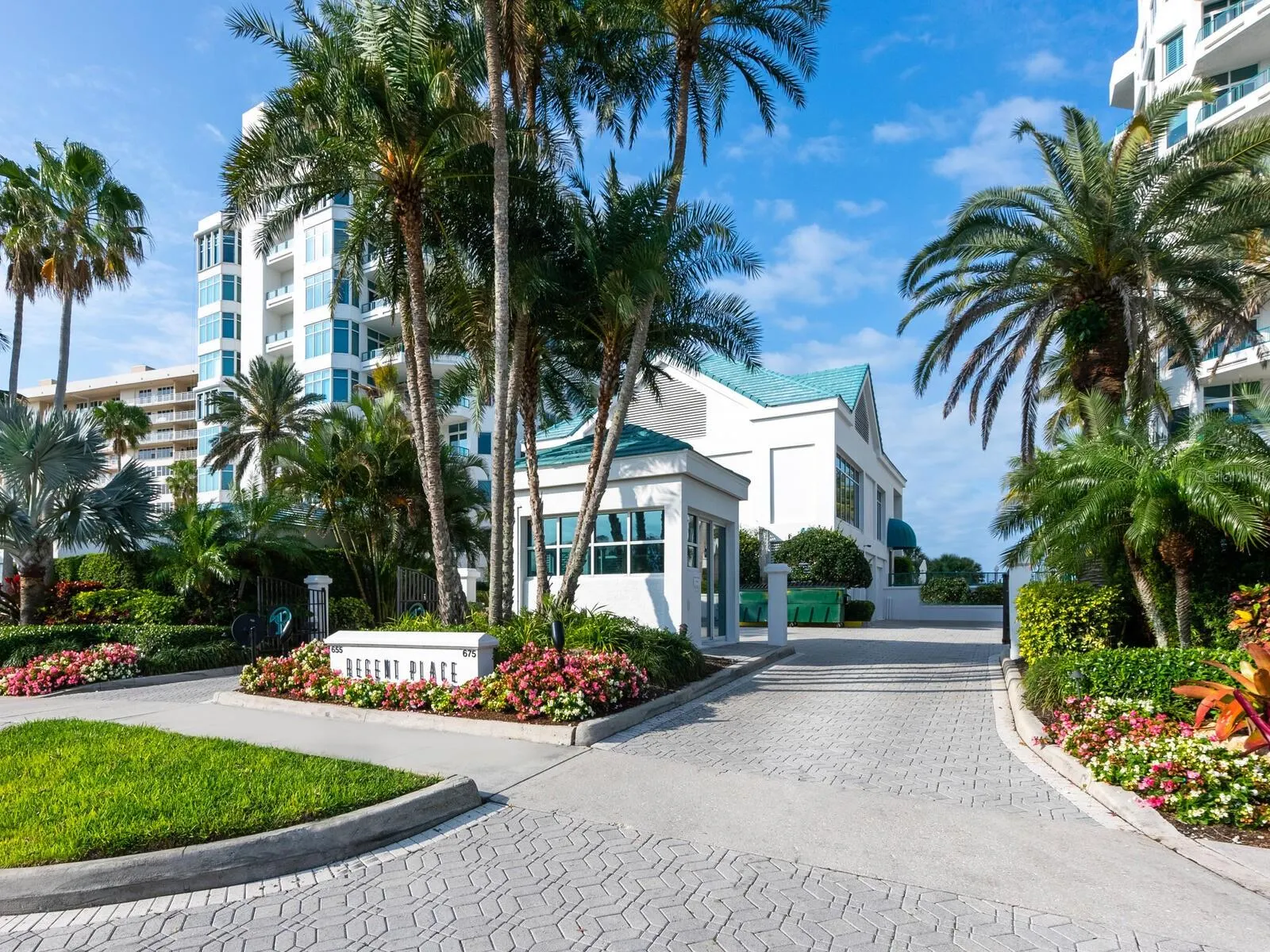 655 LONGBOAT CLUB RD #16B, #16B