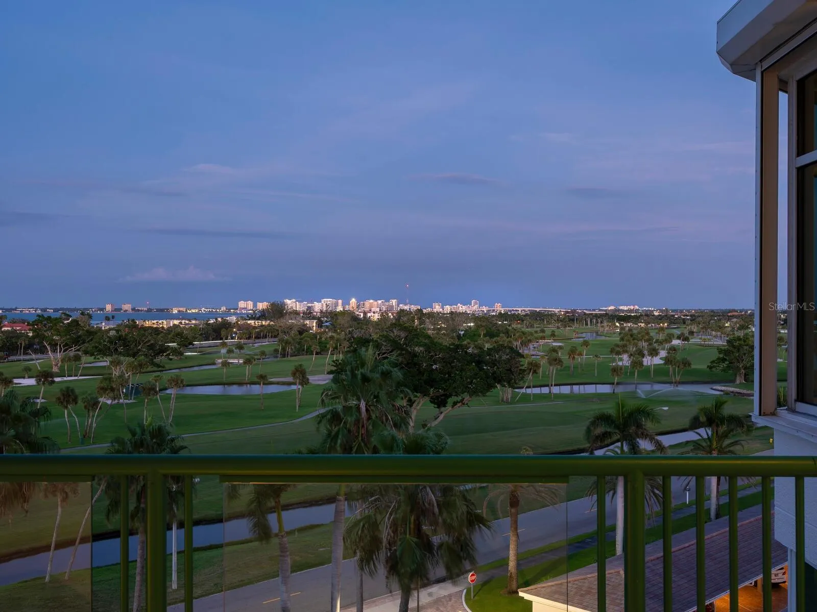 655 LONGBOAT CLUB RD #16B, #16B