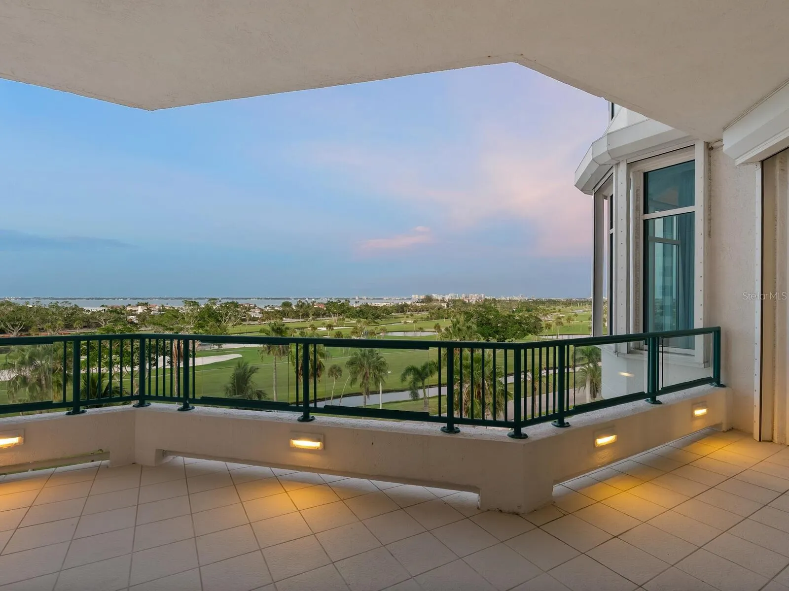655 LONGBOAT CLUB RD #16B, #16B