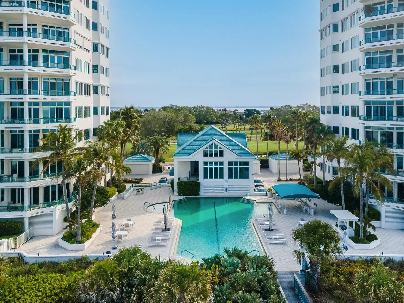 655 LONGBOAT CLUB RD #16B, #16B