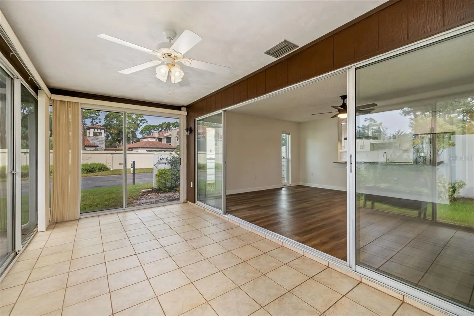 3500 N VILLAGE CT #221, #221
