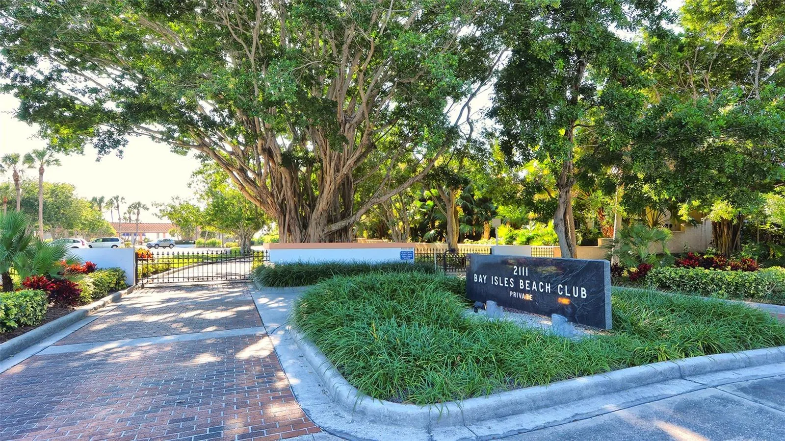 3060 GRAND BAY BLVD #182, #182