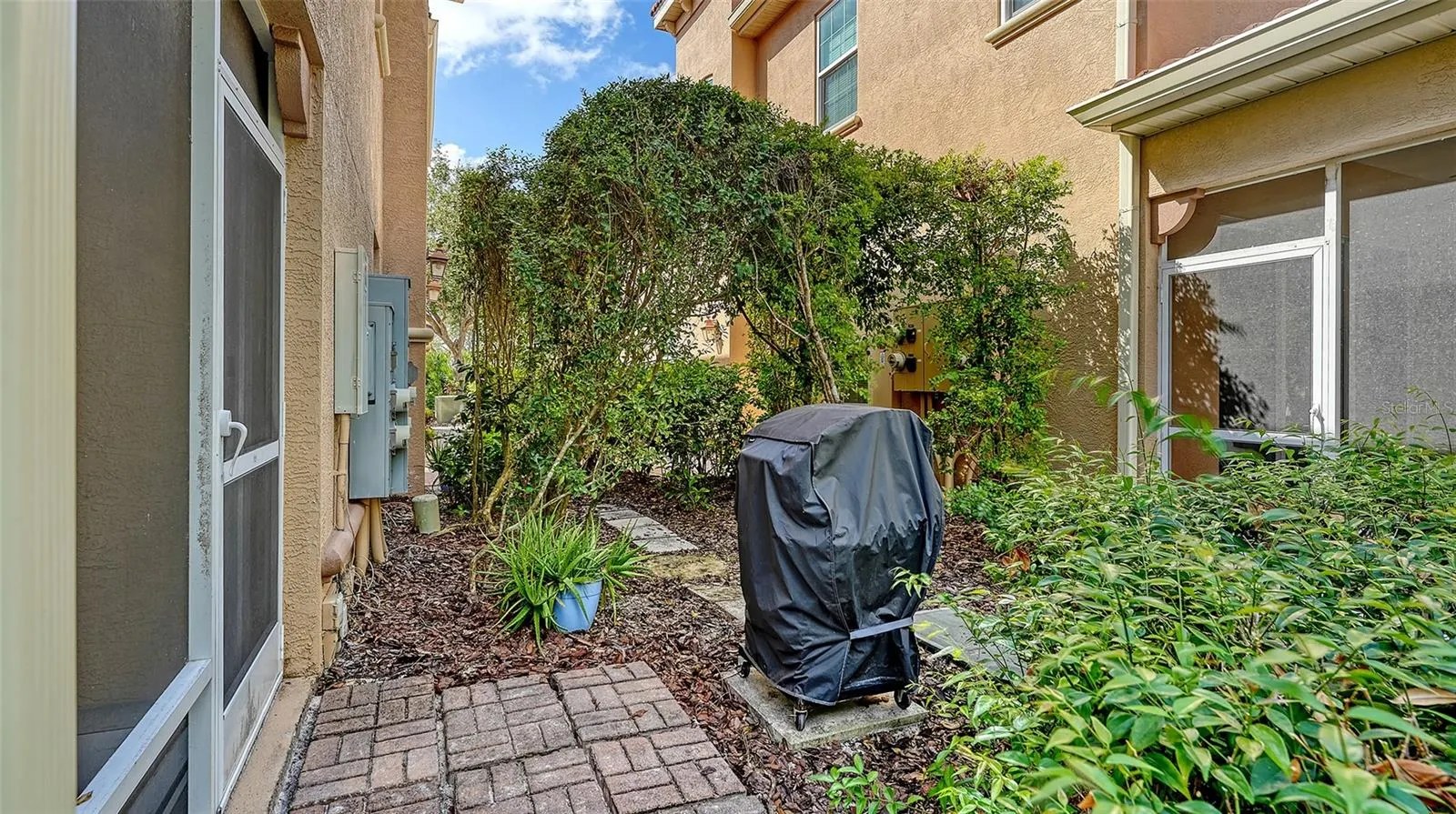 3671 SQUARE WEST LN #22, #22