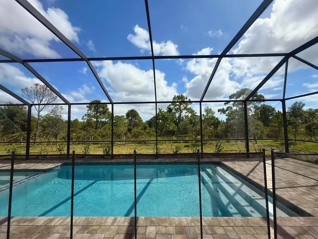 8434 SAINT KITTS CIR