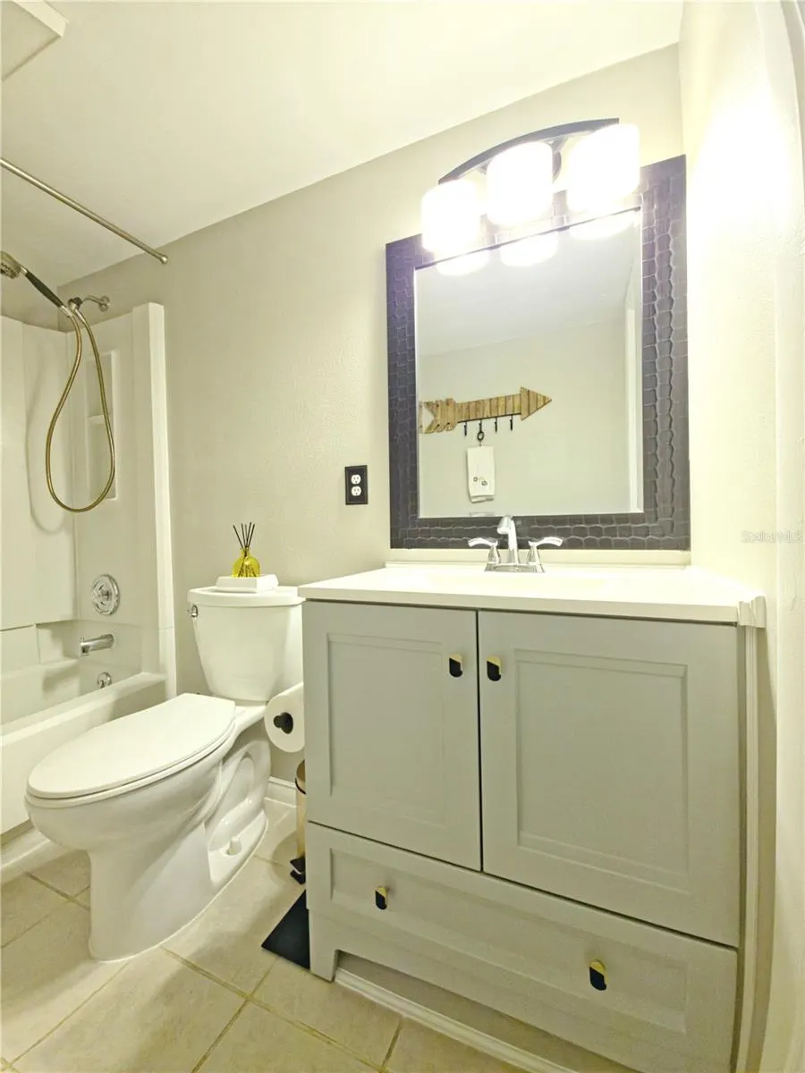503 ALBEE FARM RD #B1, #B1