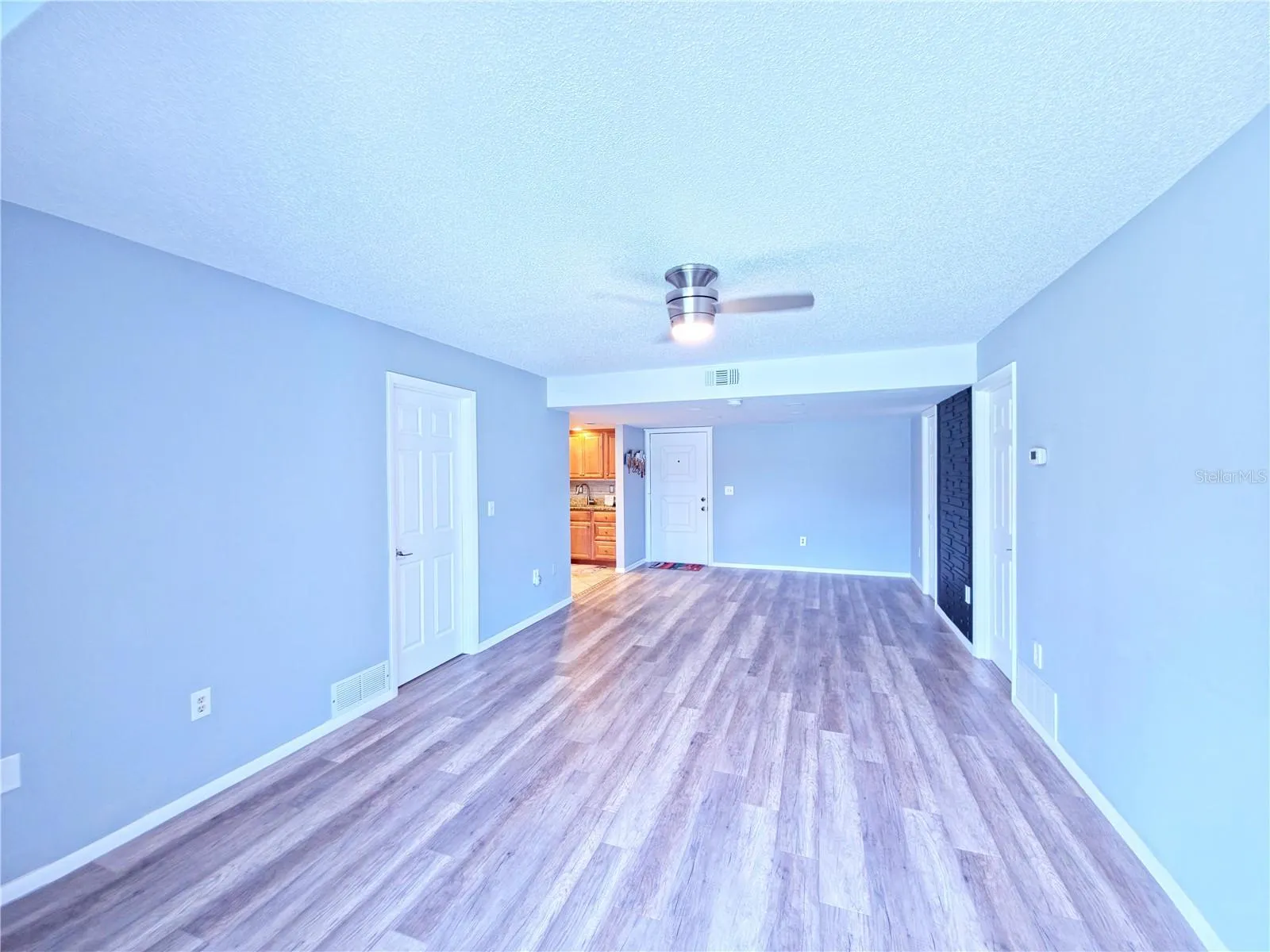 503 ALBEE FARM RD #B1, #B1