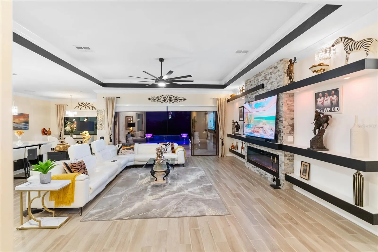 4856 COASTAL DAYS LN