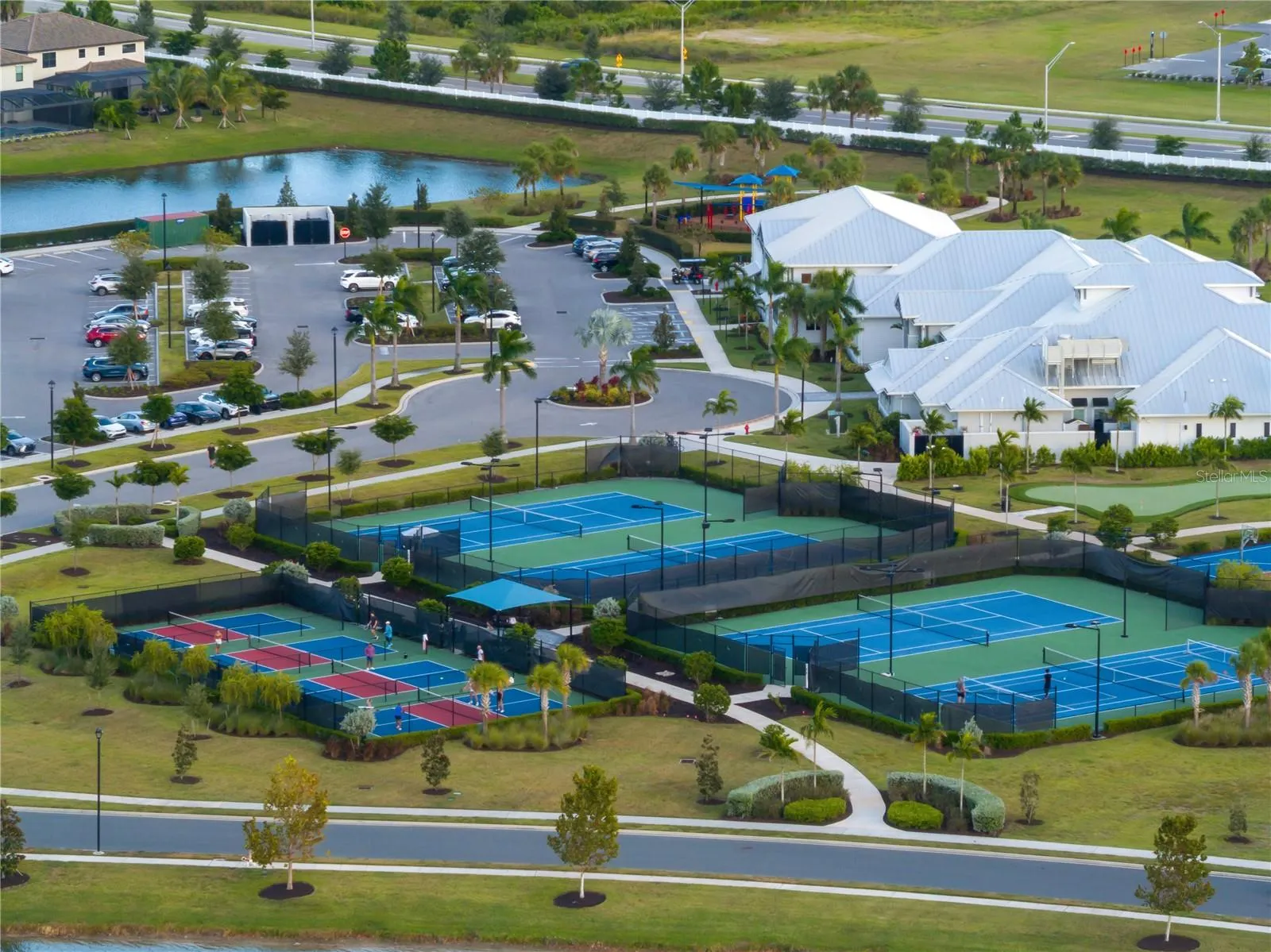 4856 COASTAL DAYS LN