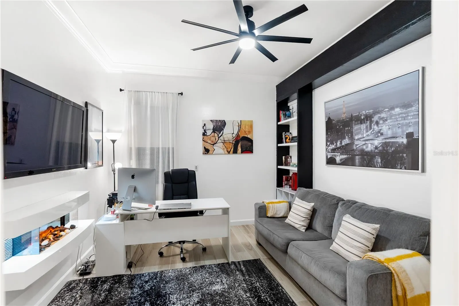 4856 COASTAL DAYS LN