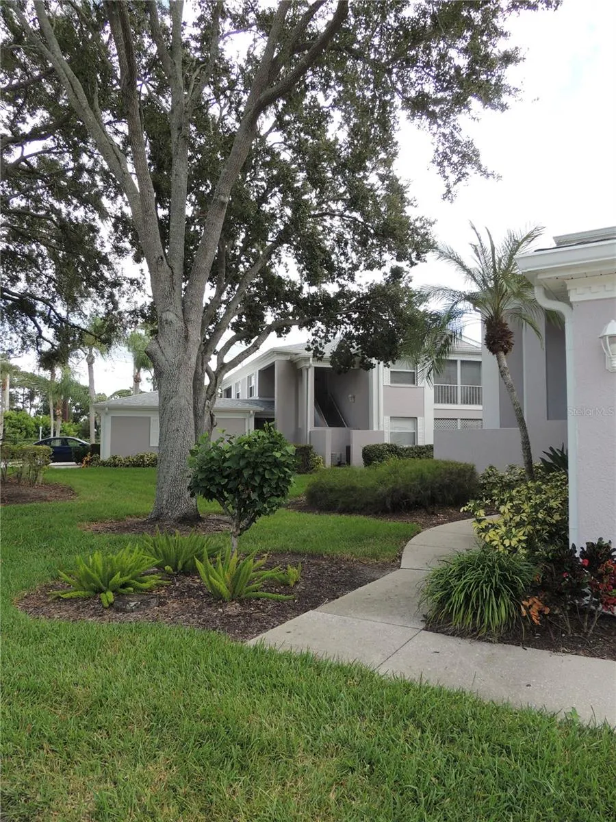 5667 SHEFFIELD GREENE CIR #59, #59