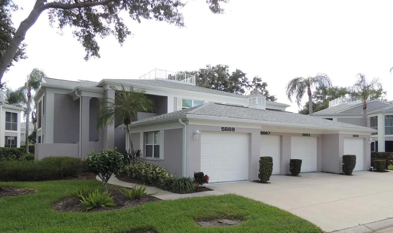 5667 SHEFFIELD GREENE CIR #59, #59