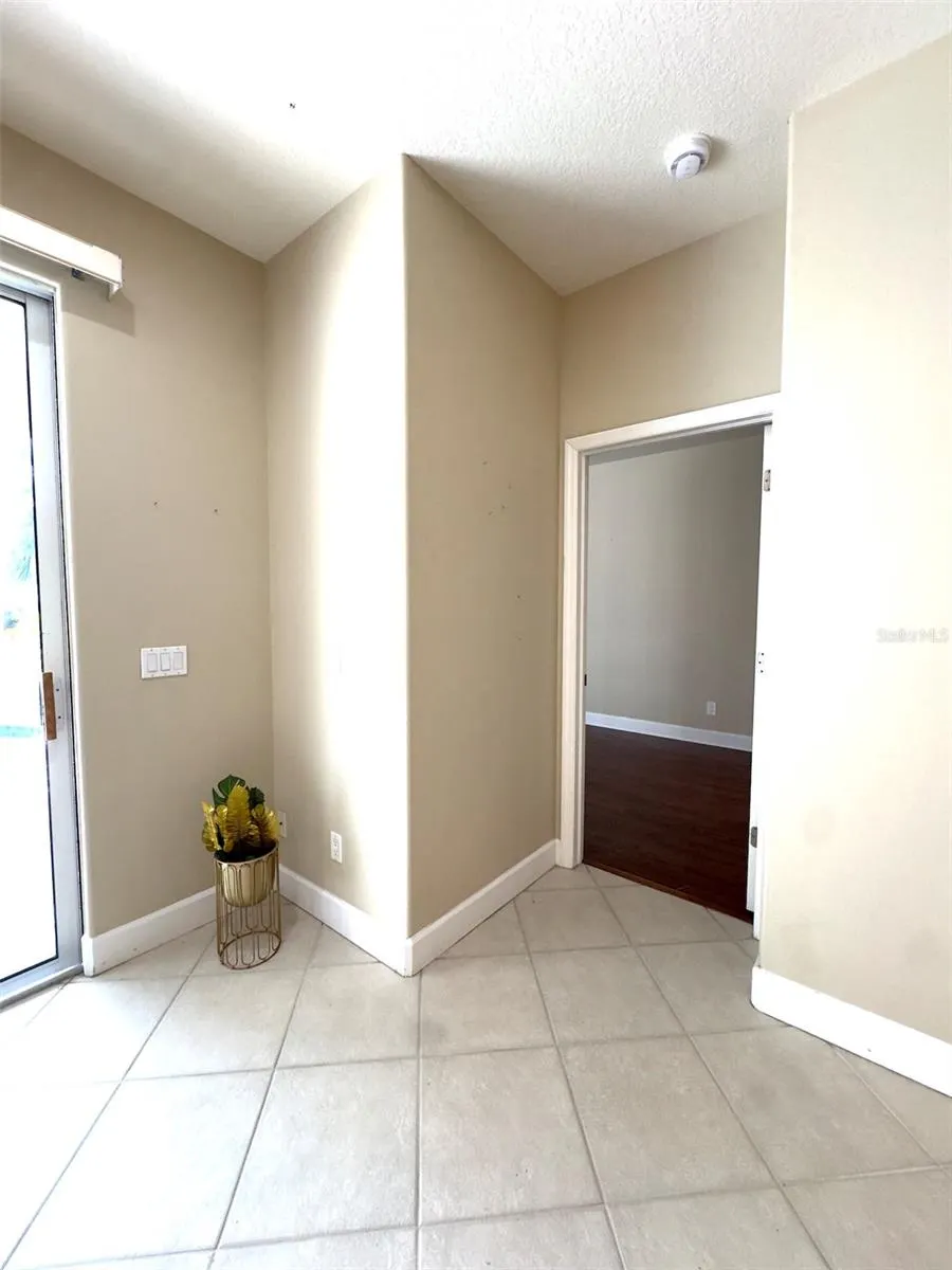 5250 ECHO LN