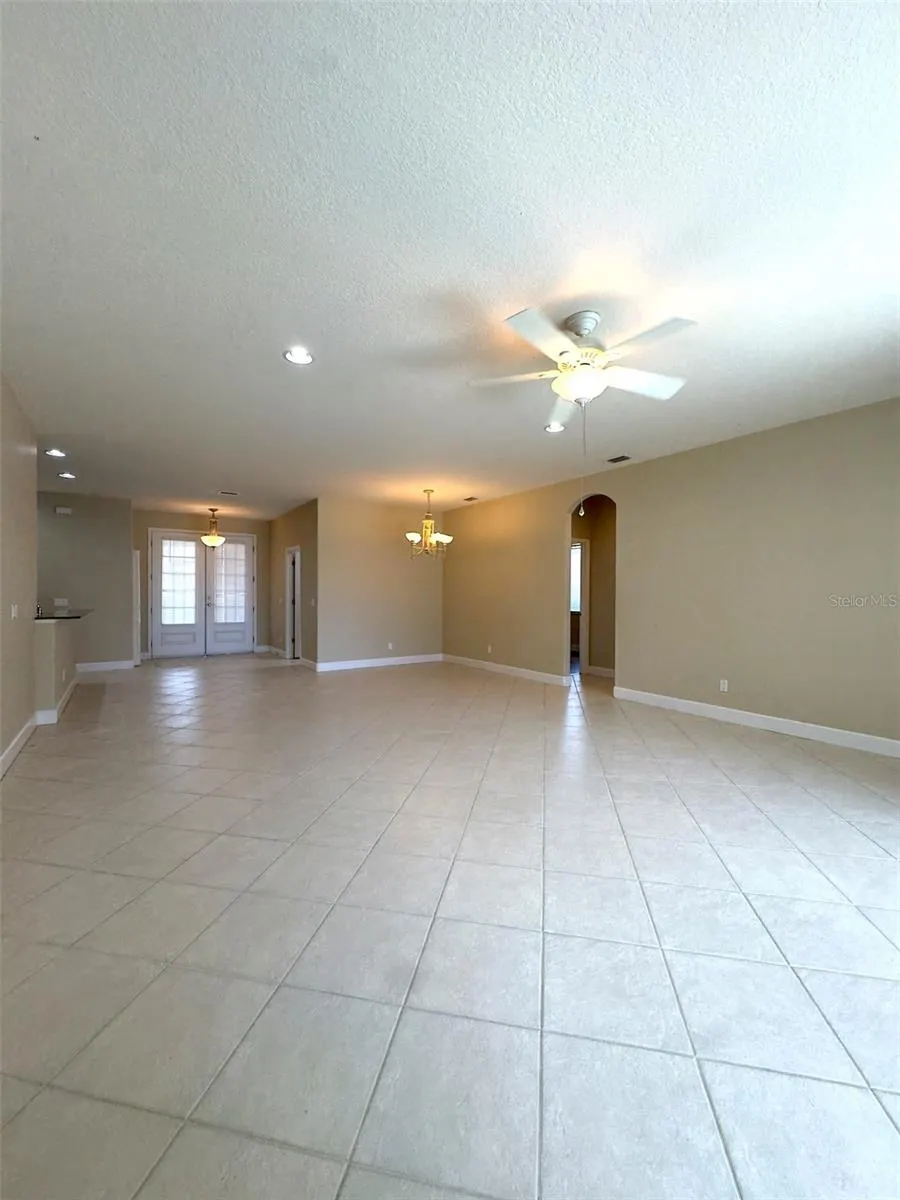 5250 ECHO LN